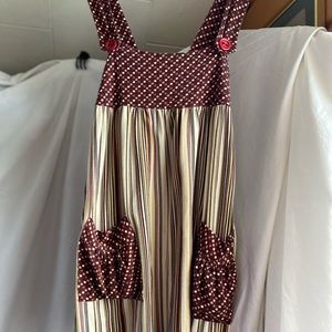 Super Cute Strapped Shirt/Dress with POCKETS - Vintage